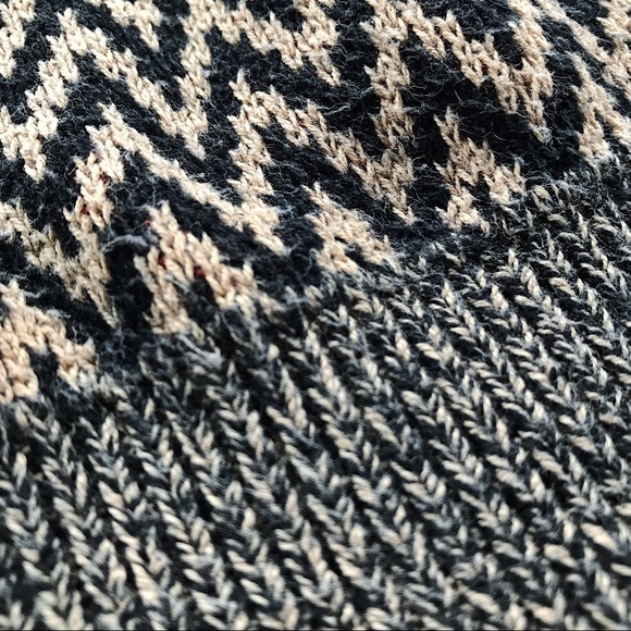 ⚡️FLASH SALE⚡️ Urban Outfitters Ecote Intarsia Pullover Sweater - Picture 4 of 8